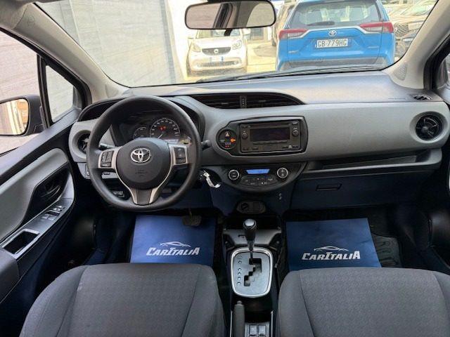 TOYOTA Yaris 1.5 Hybrid 5 porte Cool