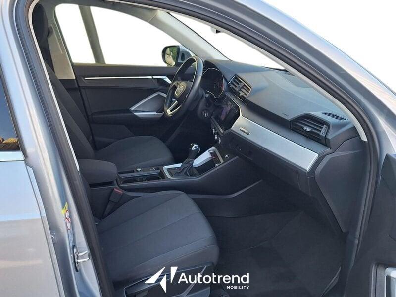 Audi Q3 35 TDI 150 CV Quattro Automatica S tronic Business Advanced