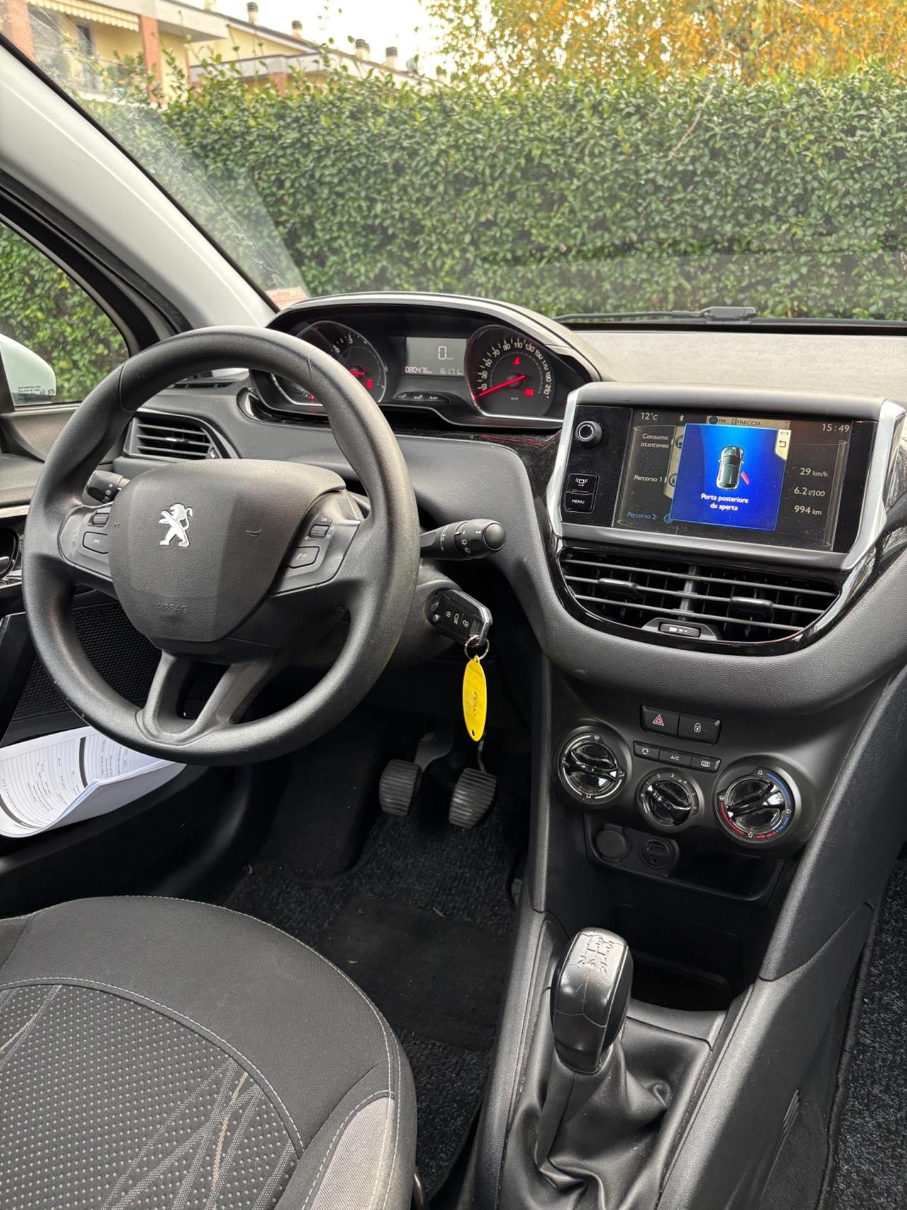 Peugeot 208 1.0 Benzina con soli 80000KM