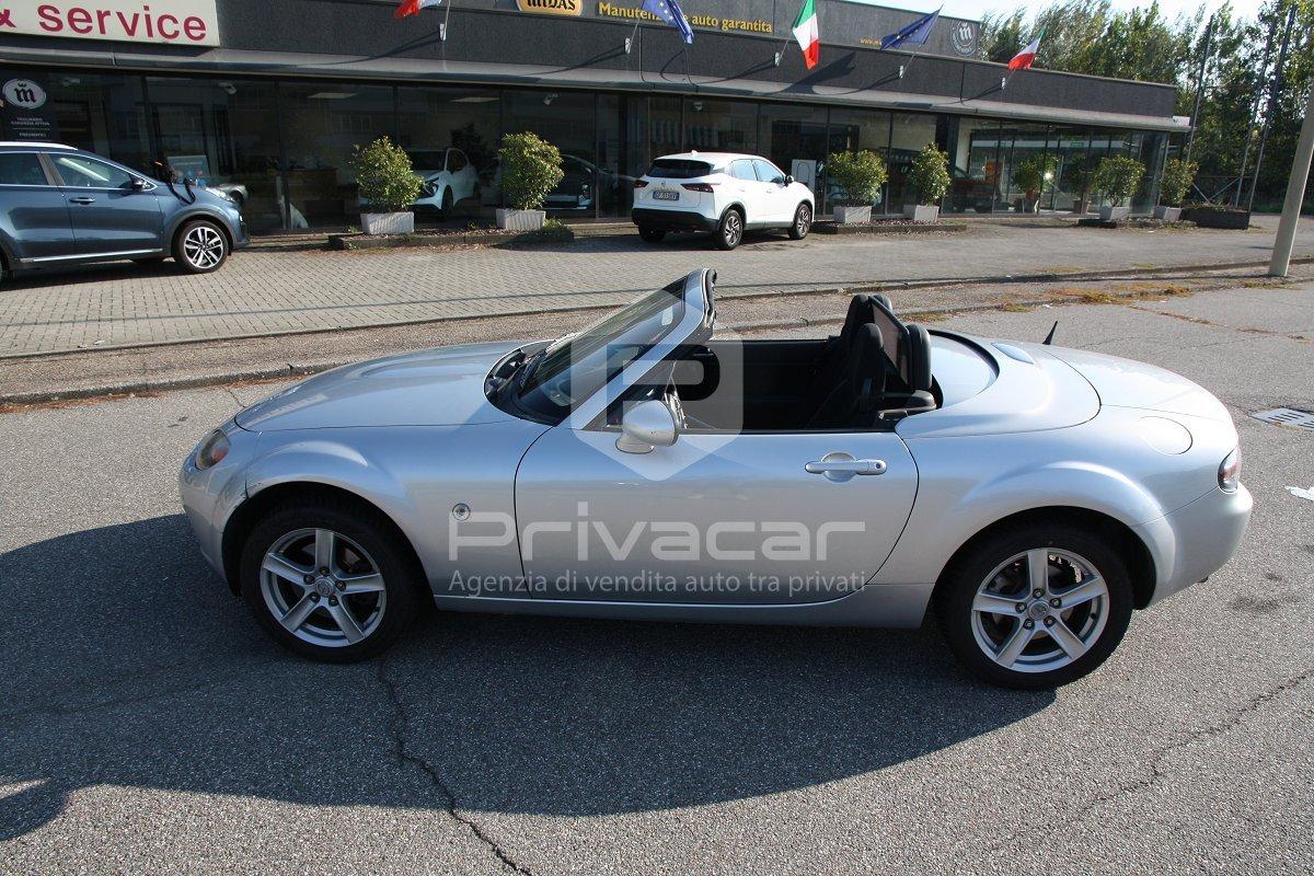 MAZDA MX-5 Roadster Coupé 1.8L Fire