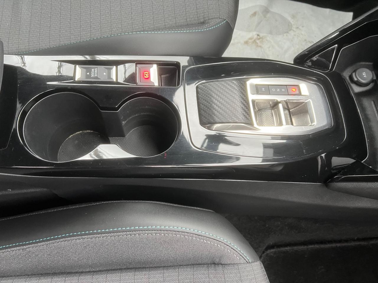 Peugeot 2008 BlueHDi 130 S&S EAT8 Allure