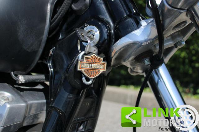 HARLEY-DAVIDSON 1584 Dyna Street Bob FXDB