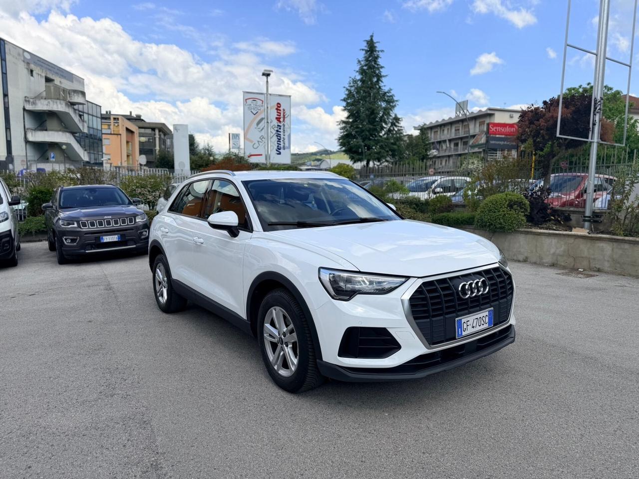 AUDI Q3 35 TDI S TRONIC BUSINESS