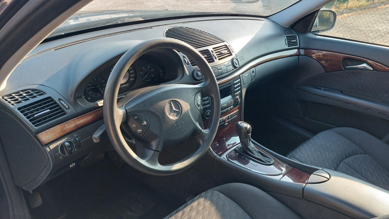 Mercedes-benz E 220 CDI cat Avantgarde