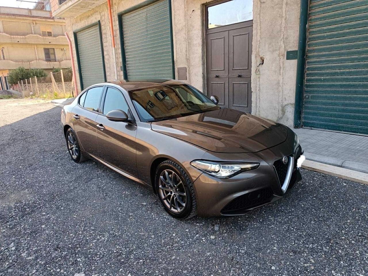 Alfa Romeo Giulia 2.2 Turbodiesel 160 CV Super
