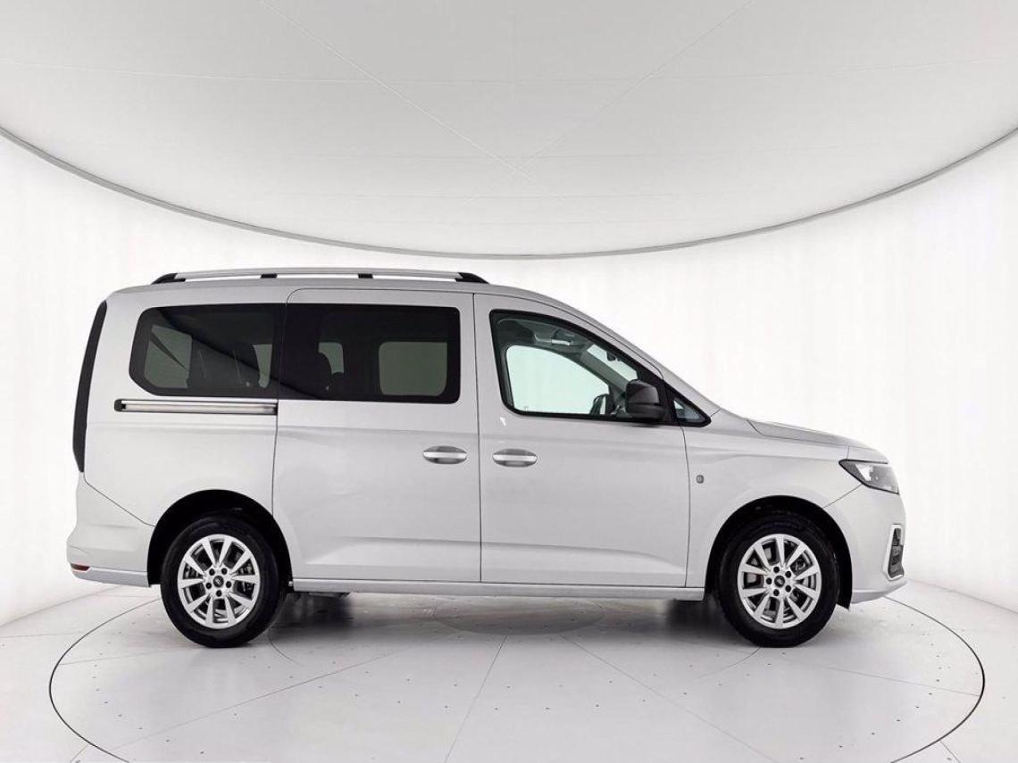 FORD Tourneo Connect Gran v761 2 0 ecoblue 122cv titanium auto