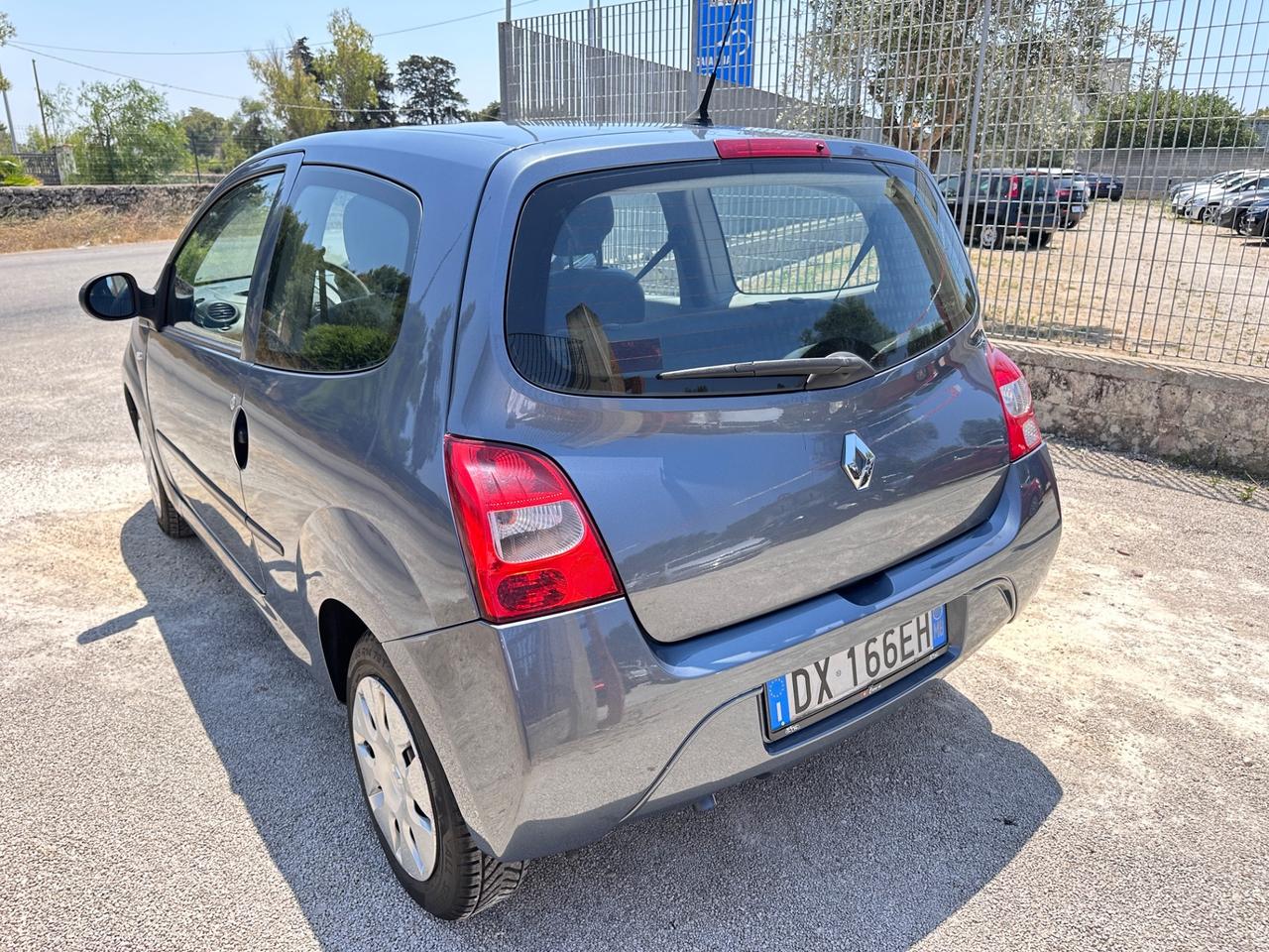 Renault Twingo 1.2 58 cv -2010 -CLIMA