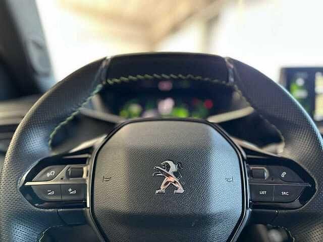 Peugeot 2008 PureTech 130 S&S GT