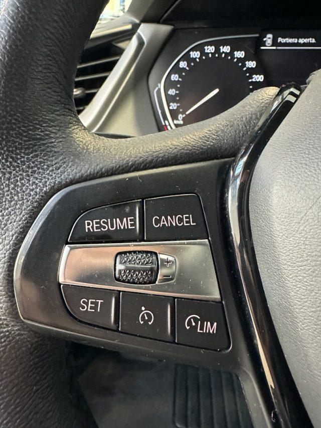 BMW 116 d 5p. Business Advantage Auto - 17"M - Carplay-IVA