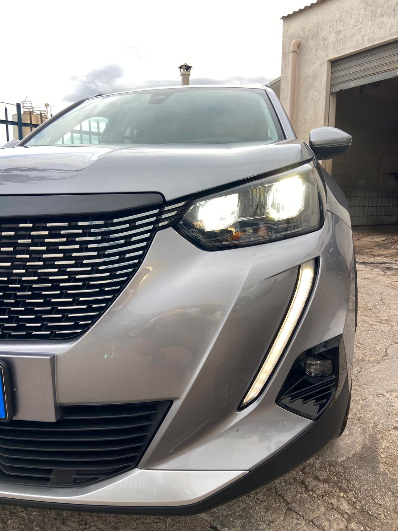 Peugeot 2008 BlueHDi 130 S&S EAT8 Allure Pack