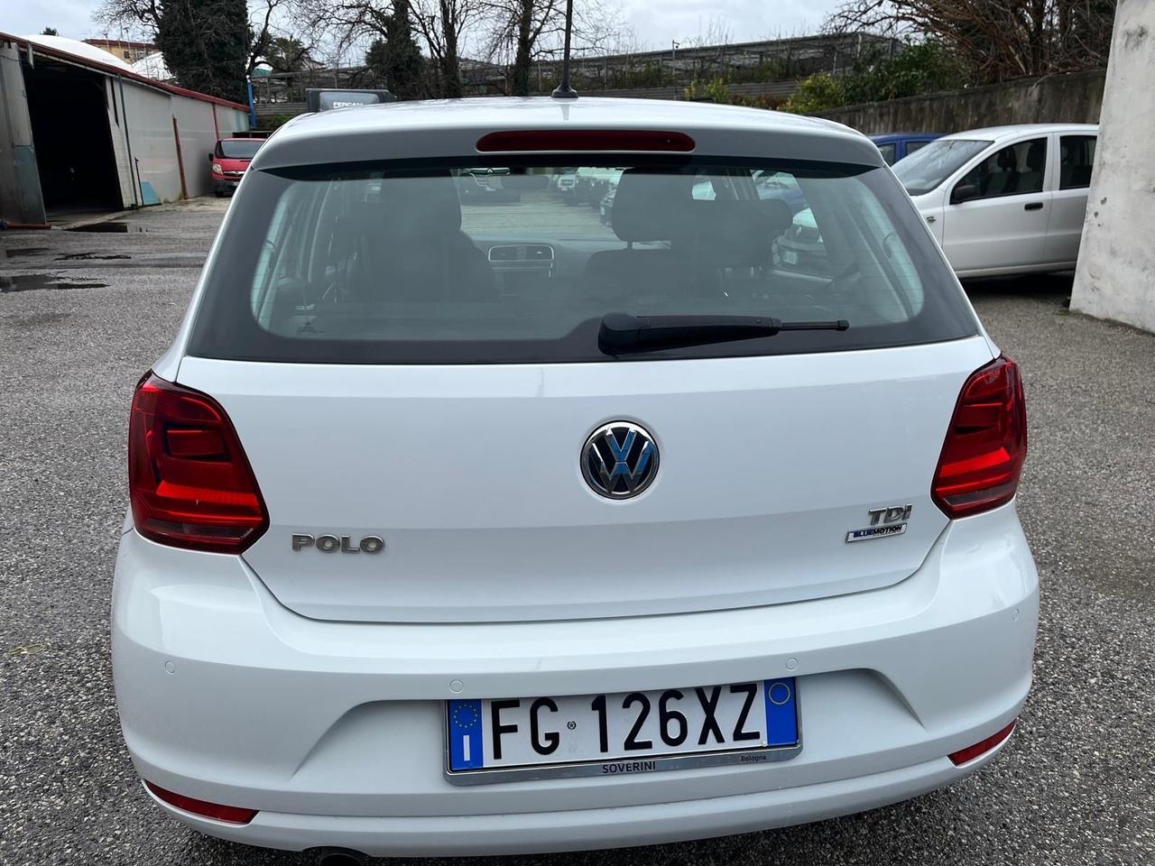 Volkswagen Polo 5P-1.4 tdi DSG-full-2017