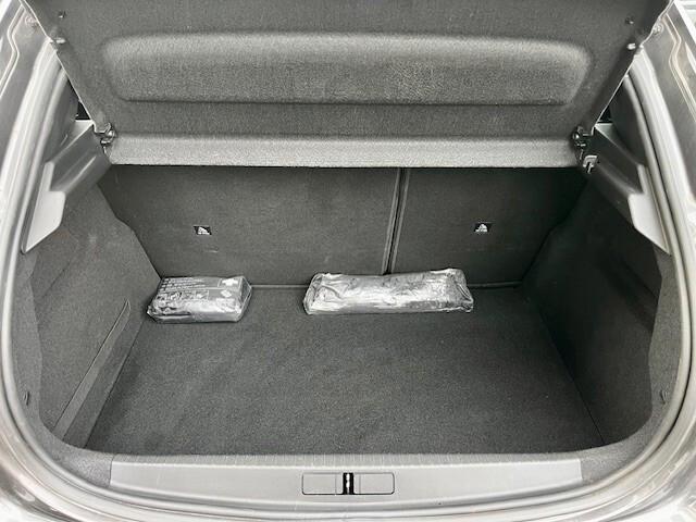 Peugeot 208 II1.2 puretech Active s " X NEOPATENTATI "