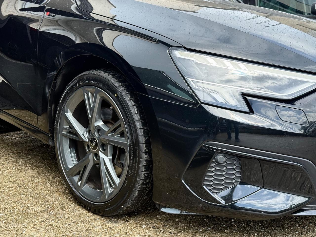 Audi A3 SPB 35 TDI S tronic SPORT Totalblack