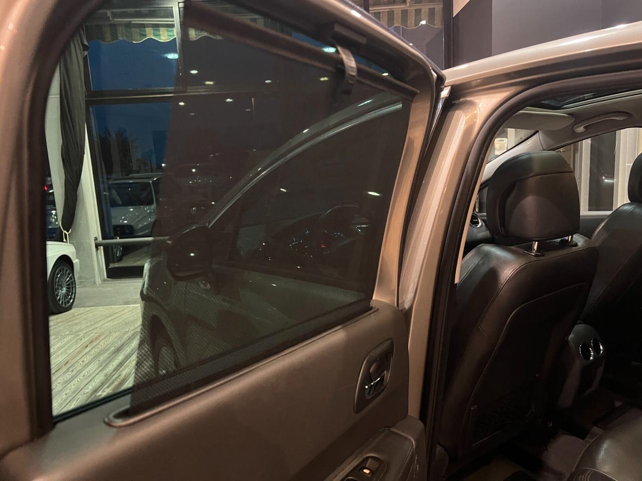 Peugeot 3008 1.6 HDi/TETTO+PELLE/UNIPROP