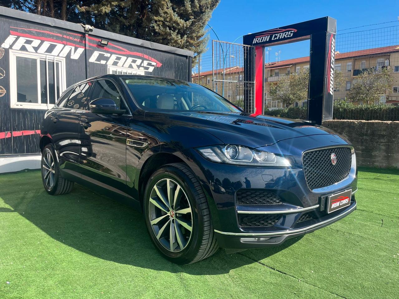 Jaguar F-Pace 2.0 D 180 CV AWD aut. Pure