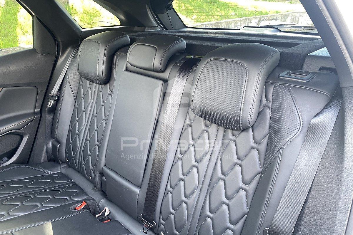 PEUGEOT 3008 Hybrid4 300 e-EAT8 GT Pack