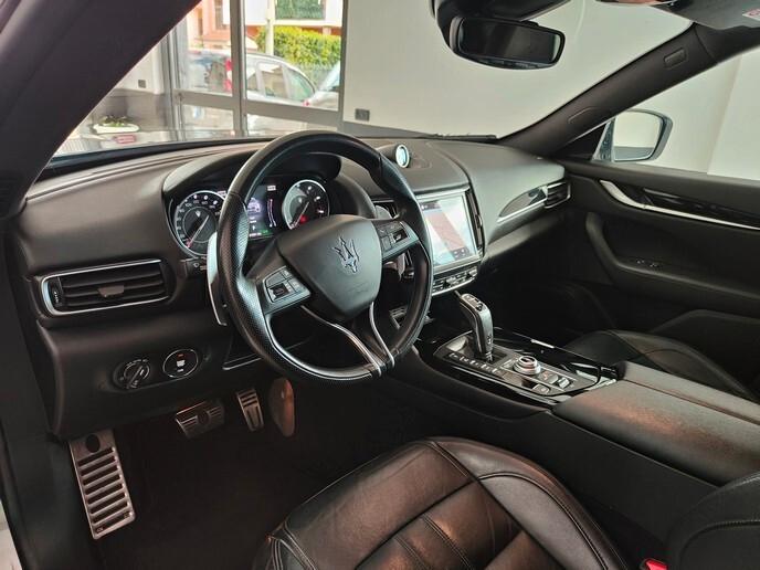 Maserati Levante V6 AWD Gransport 350 cv