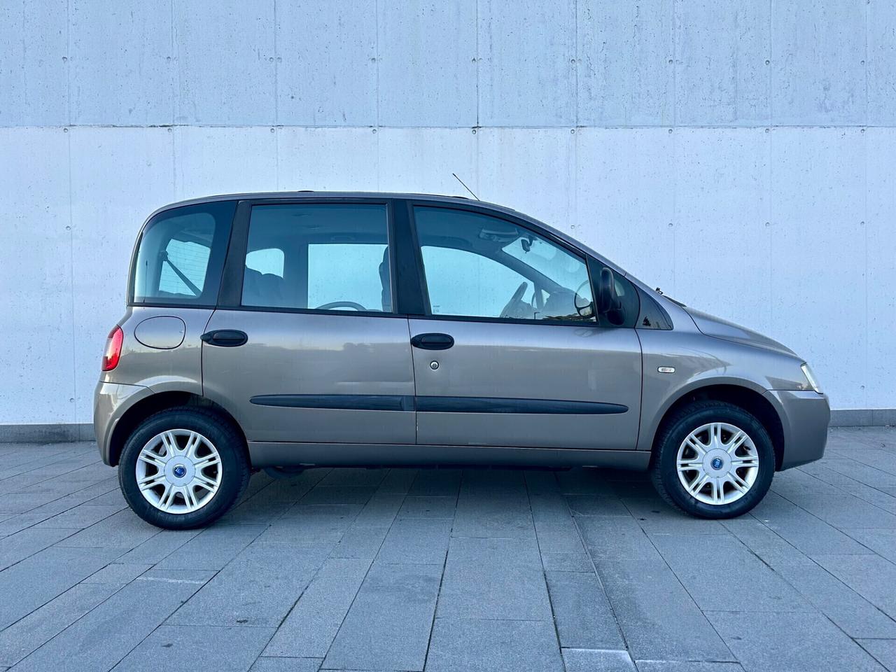 Fiat Multipla 1.6 16V Natural Power Neopatentati