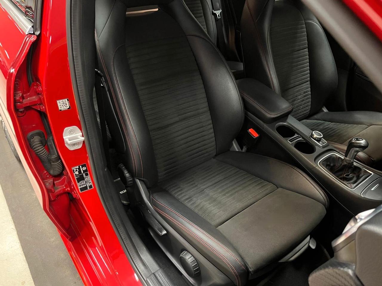 Mercedes-benz A 160 A 160 d Premium pack amg