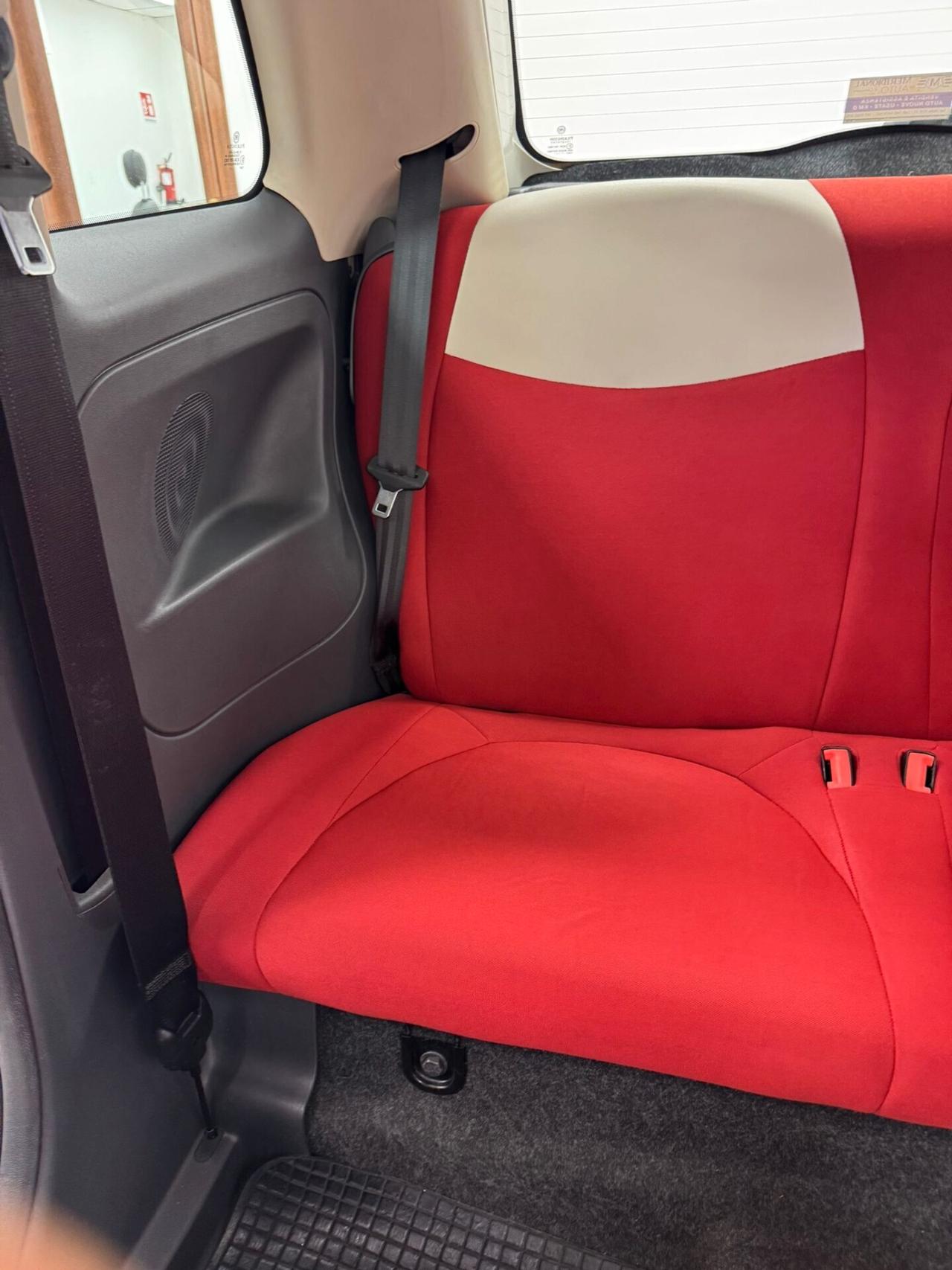 FIAT 500 LOUNGE 1.2 BENZINA 2011