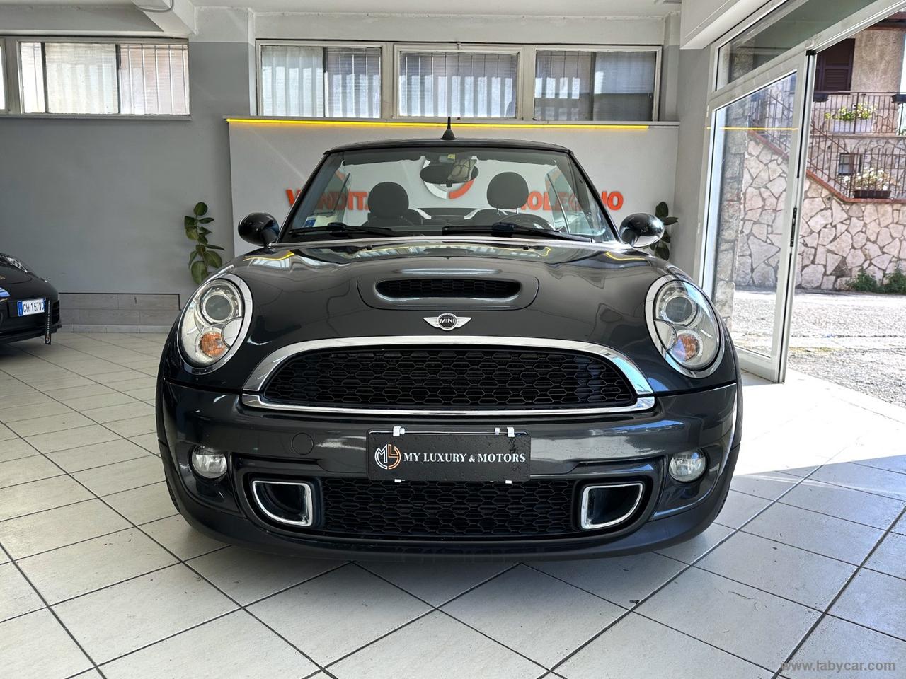 MINI Mini Cooper SD Cabrio