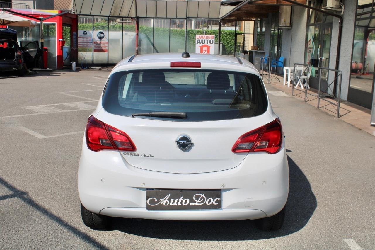 Opel Corsa 1.4 90CV GPL Tech 5 porte PER NEOPATENTATI