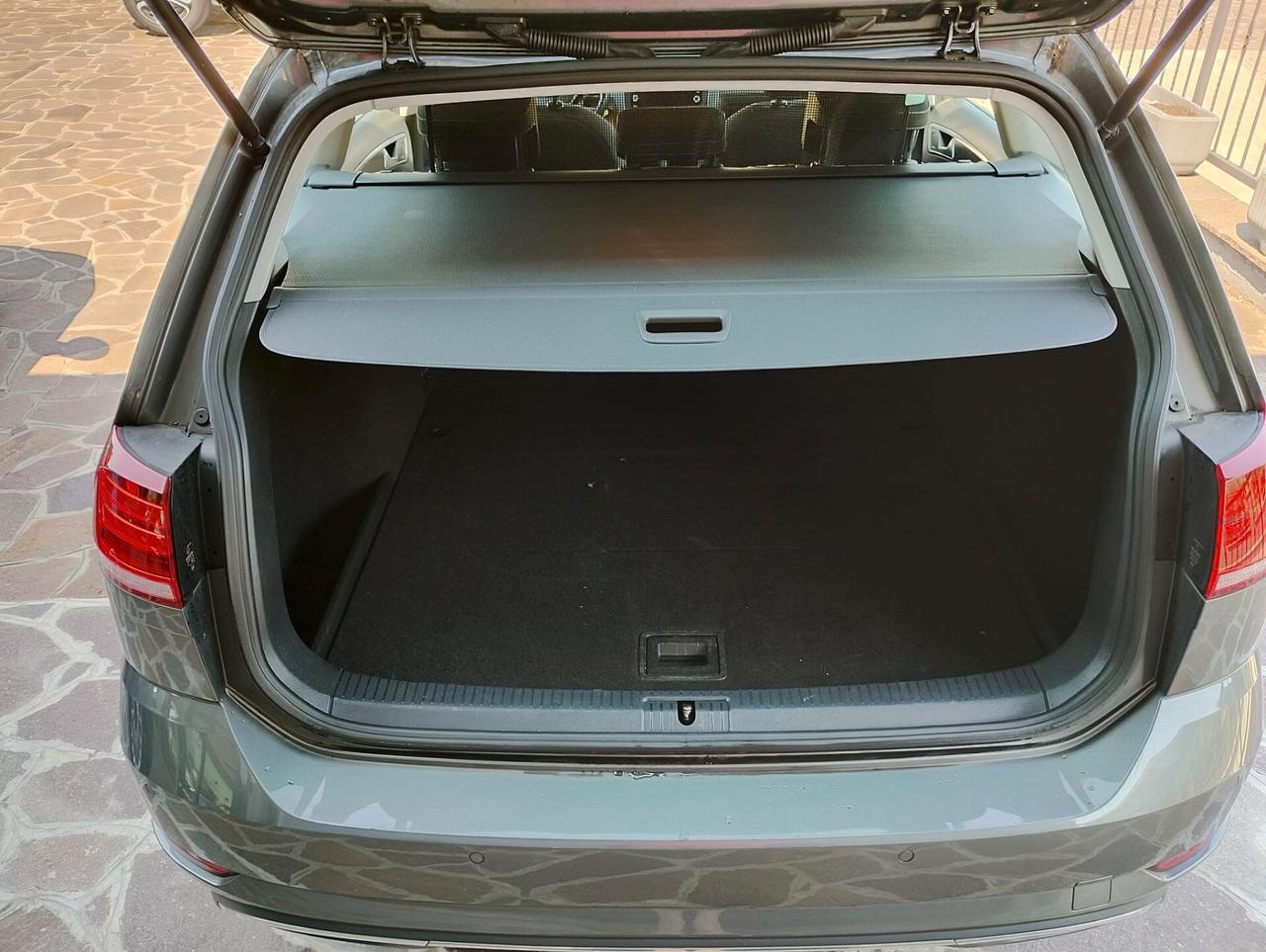 Volkswagen Golf Variant 2.0 TDI Highline BlueMotion Technology