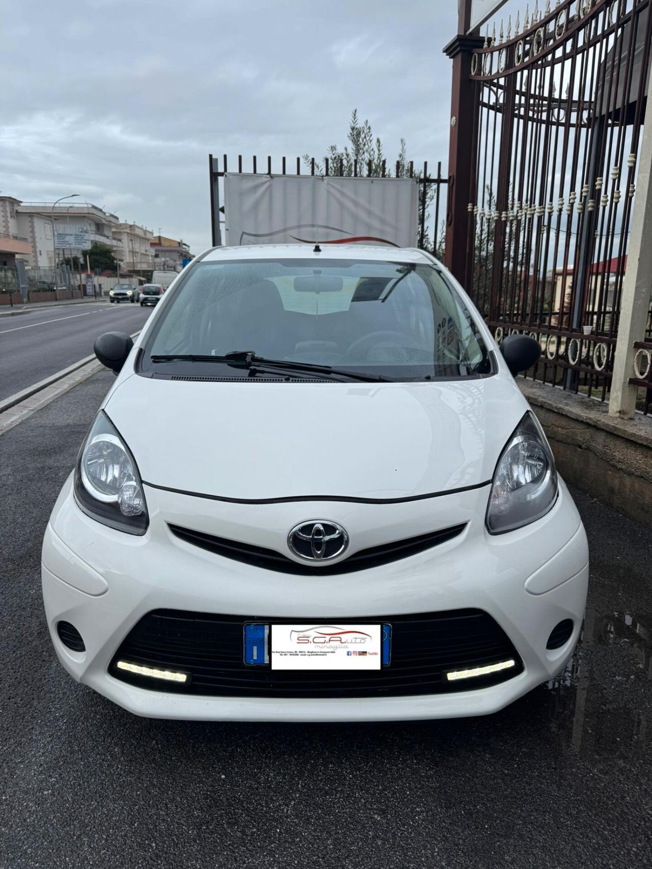 Toyota Aygo 1.0 12V VVT-i 5 porte Lounge Connect