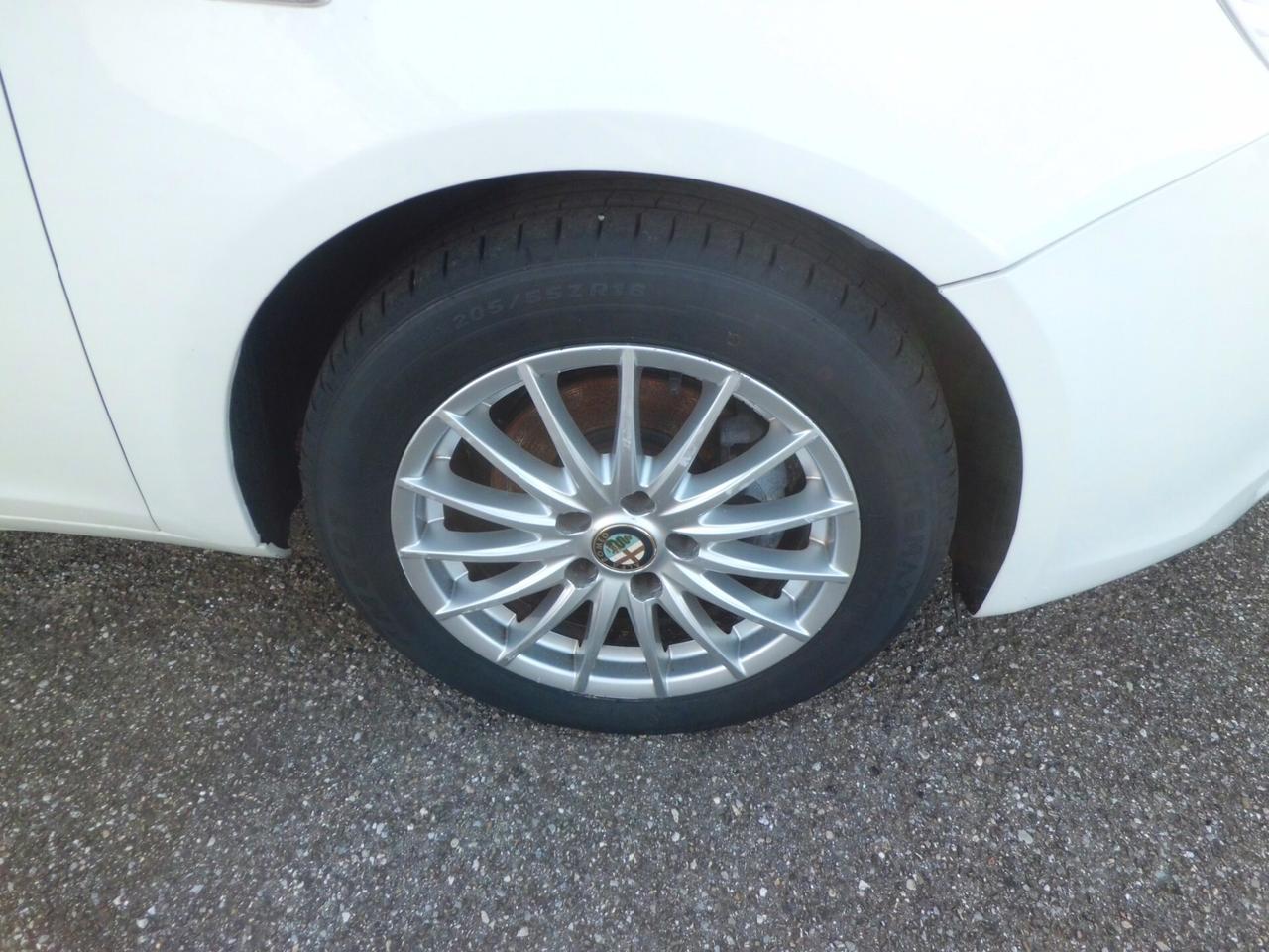 Alfa Romeo Giulietta 1.6 JTDm-2 105 CV Distinctive