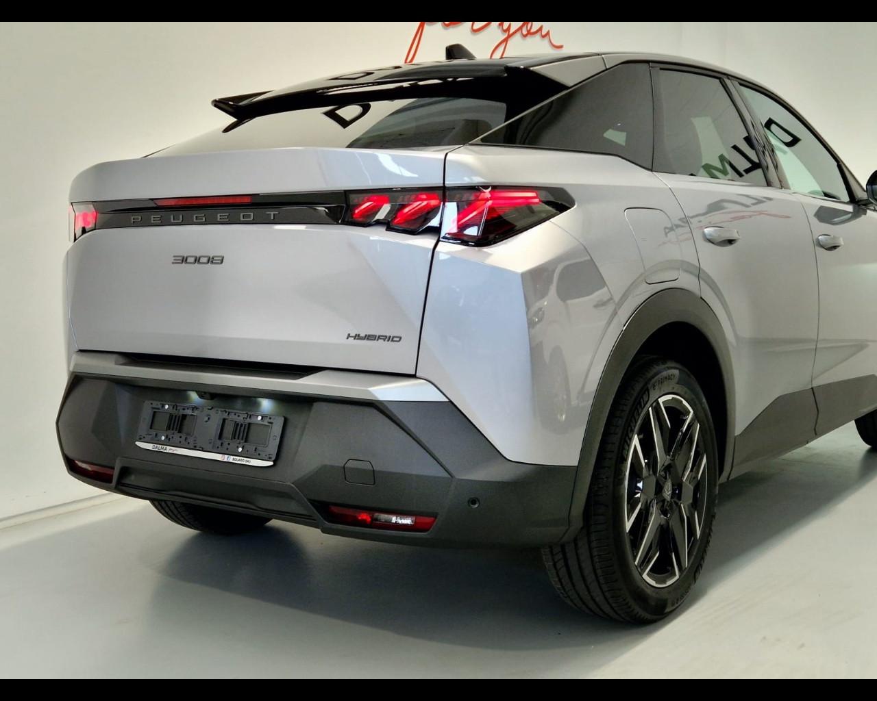 PEUGEOT 3008 1.2 hybrid GT 136cv e-dcs6