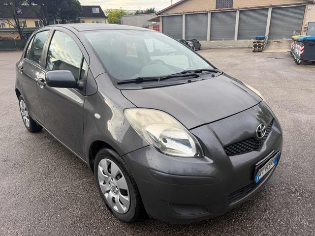 TOYOTA Yaris 1.4 D-4D DPF 5p Sol senza nessun lavoro da fare