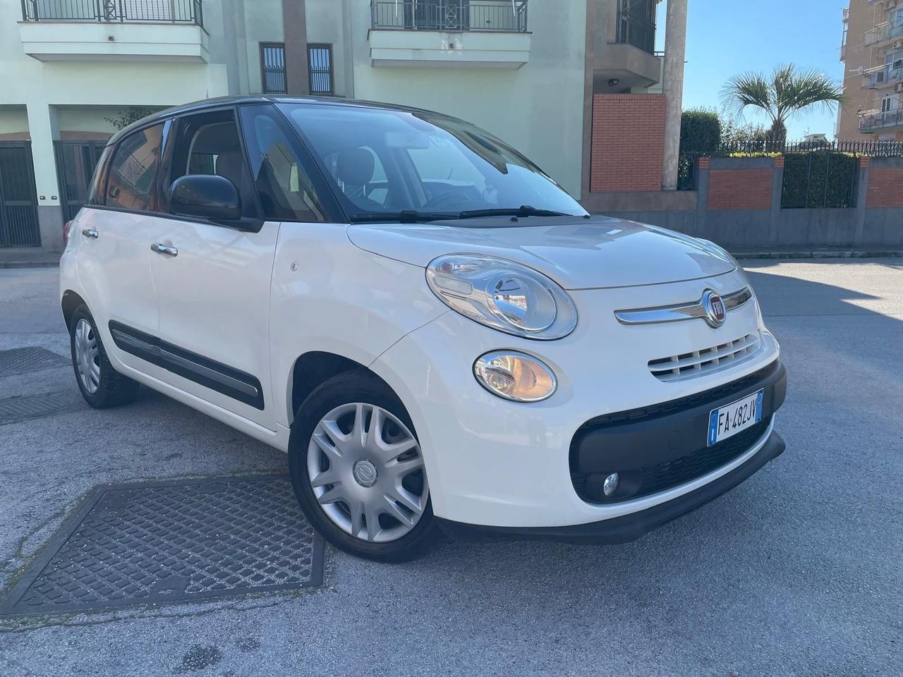 Fiat 500L 1.6 Multijet 120 CV N1 AUTOCARRO CON POSTI