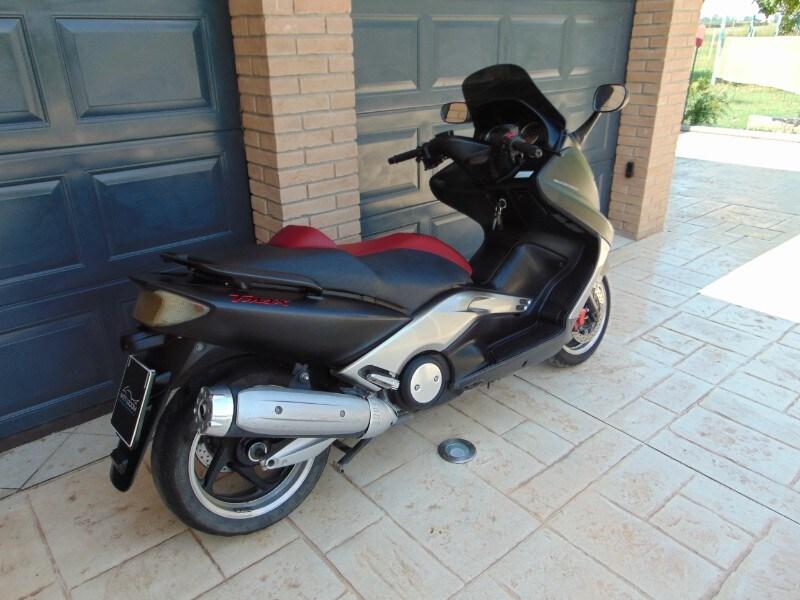 Yamaha T Max