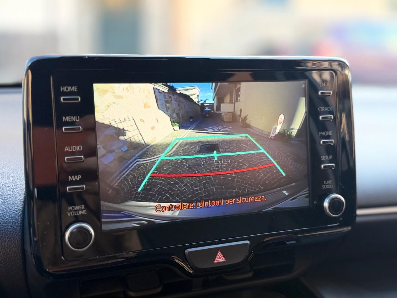 Toyota Yaris Cross 1.5 Hybrid E-CVT AWD Lounge