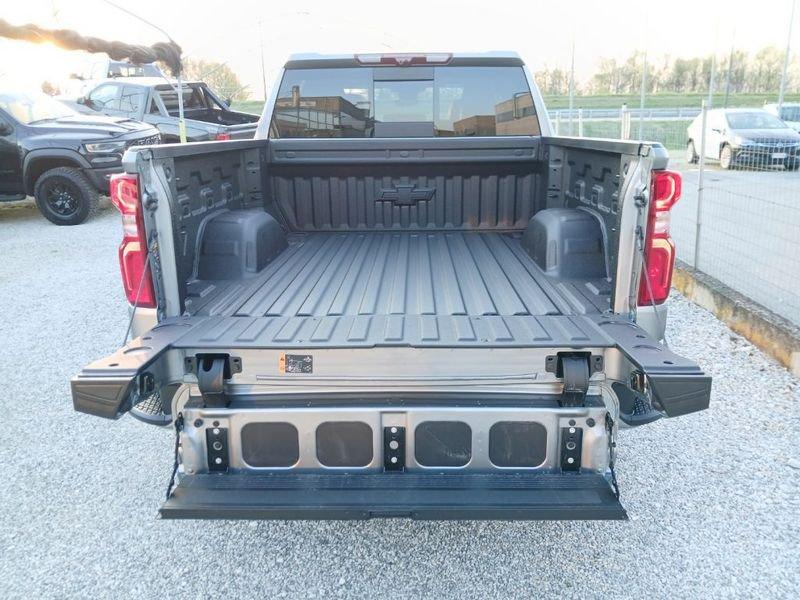 Chevrolet Silverado Silverado crew cab 3.0 i6 duramax td High Country 305cv auto