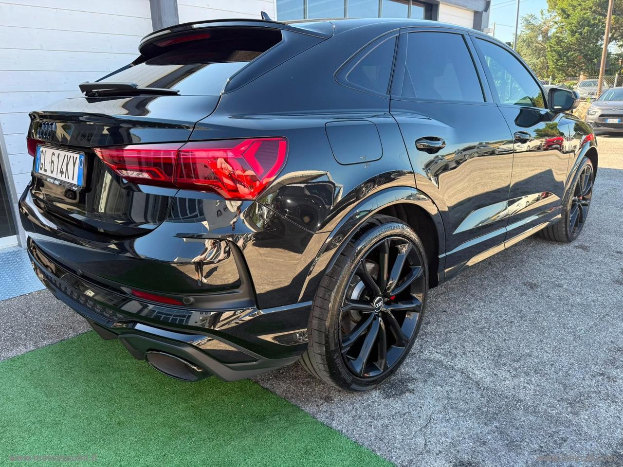 AUDI RS Q3 quattro S tronic