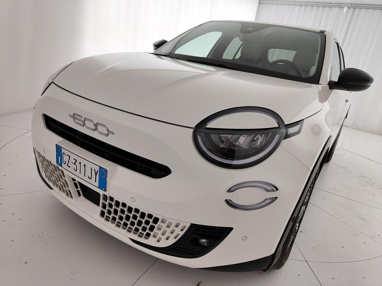 Fiat 600 Hybrid 110 CV DCT MHEV La Prima