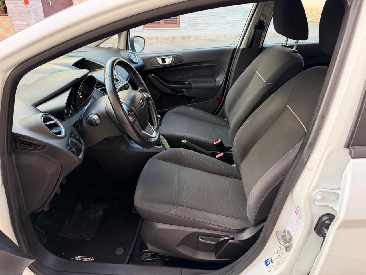 Ford Fiesta 1.4 5 porte Bz.- GPL