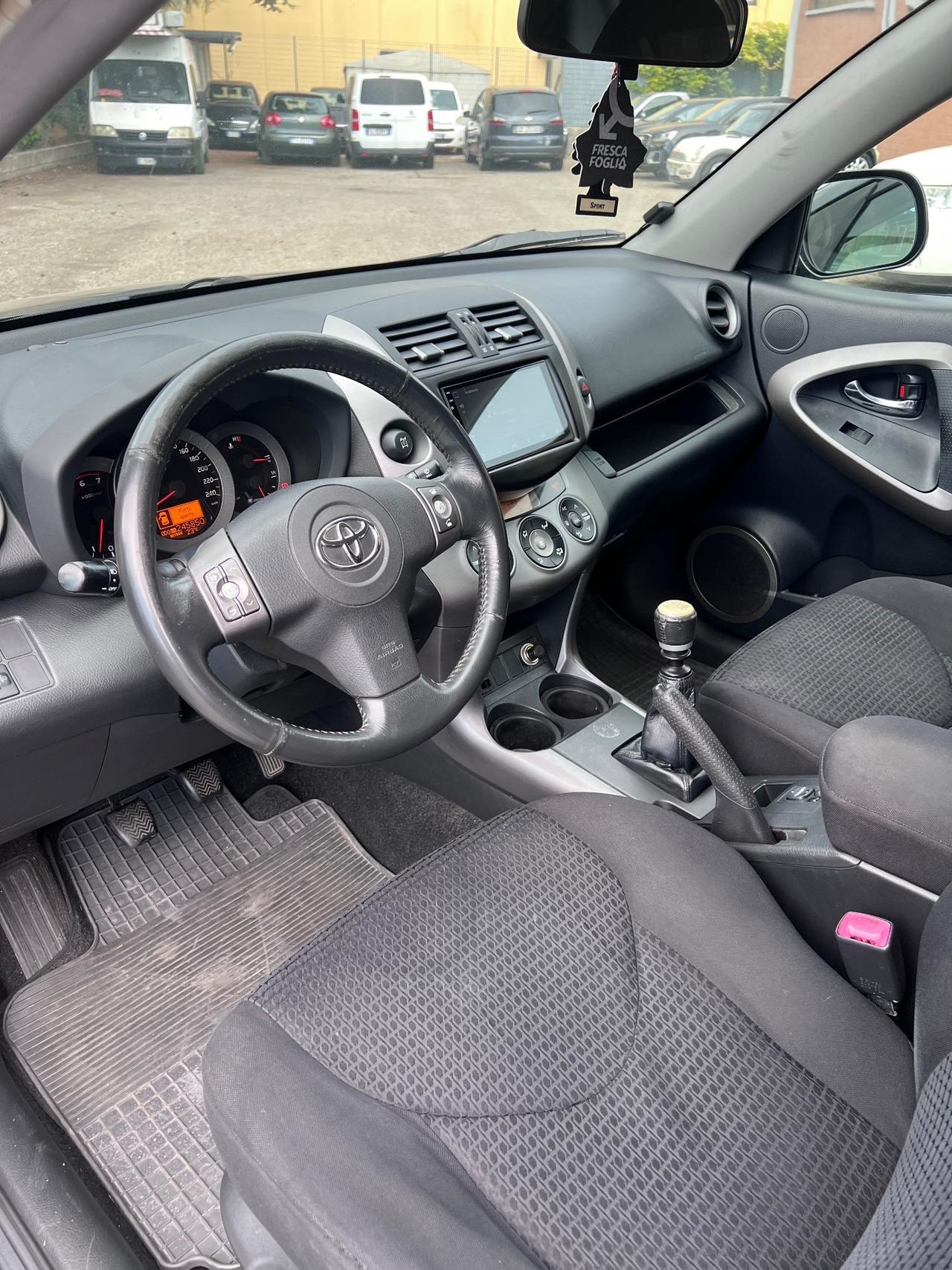 Toyota RAV 4 RAV4 2.2 D-4D 136 CV DPF Sol