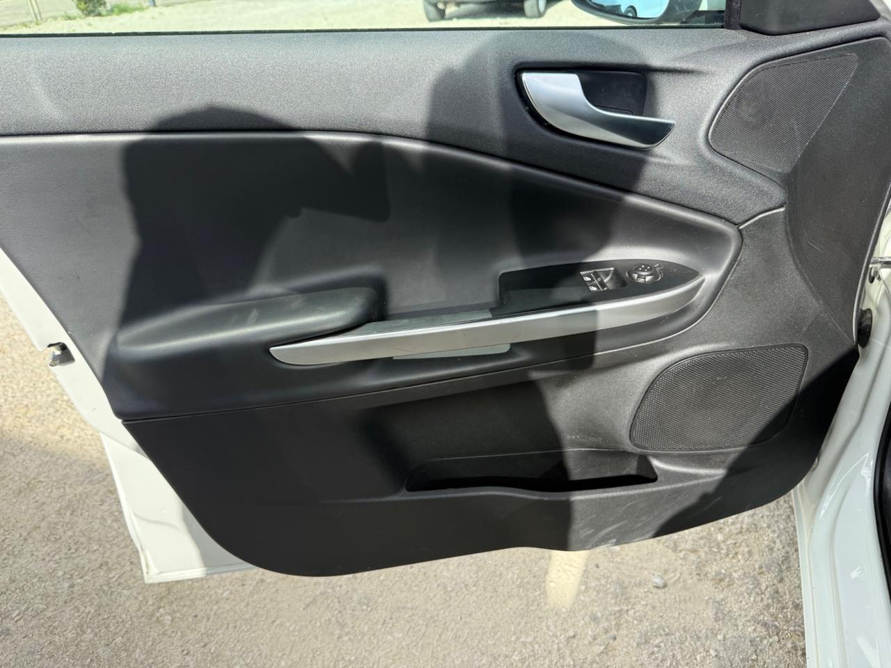 Alfa Romeo Giulietta 1.6 JTDm-2 105 CV Distinctive