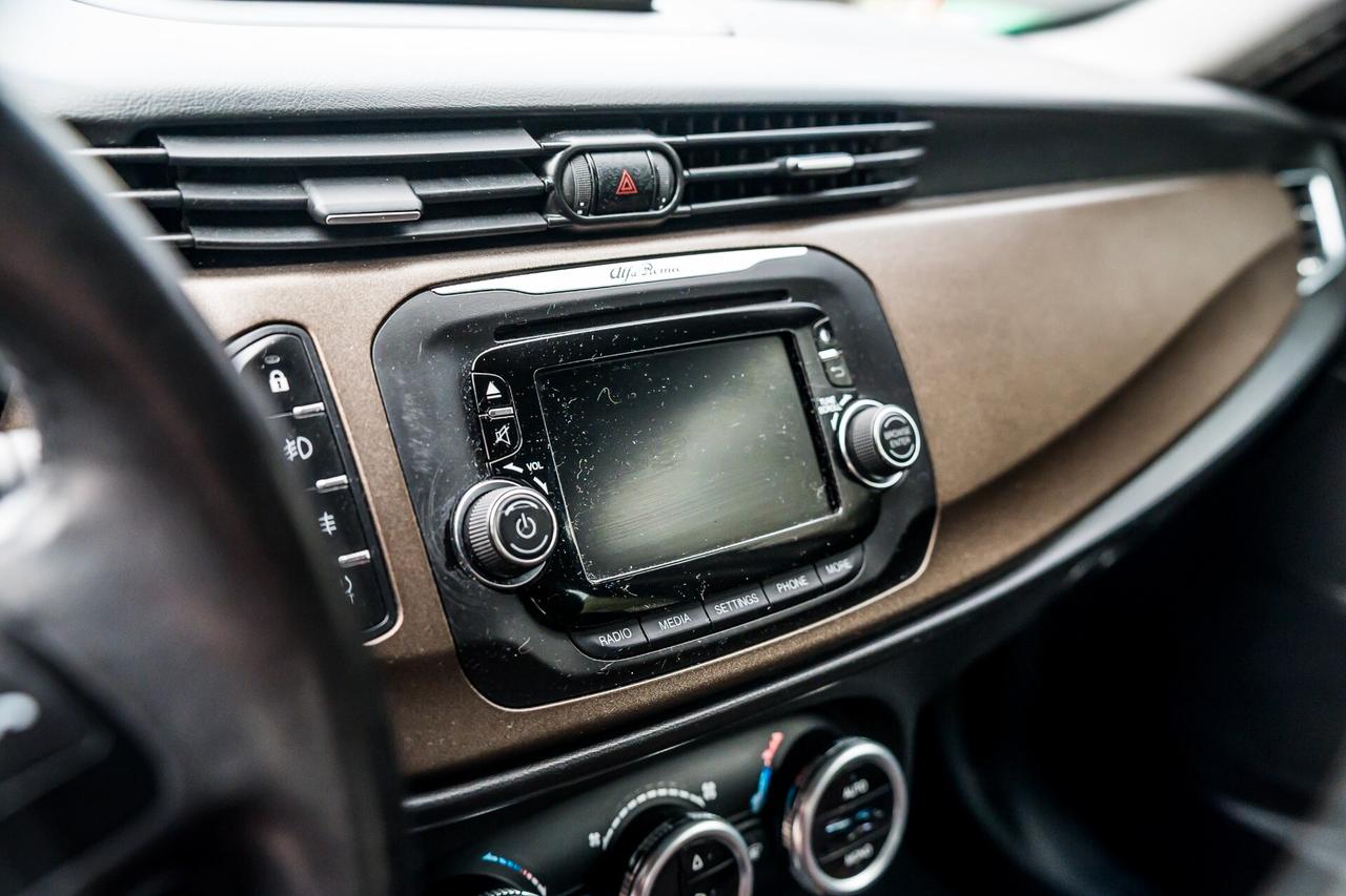 Alfa Romeo Giulietta 1.4 Turbo 120 CV GPL Distinctive