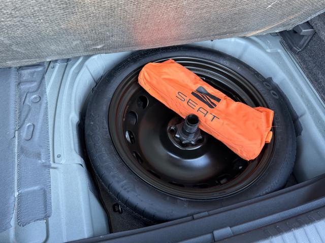 SEAT Arona TSI STYLE+NAVI CARPLAY WIFI APPLE&ANDROID+PDC