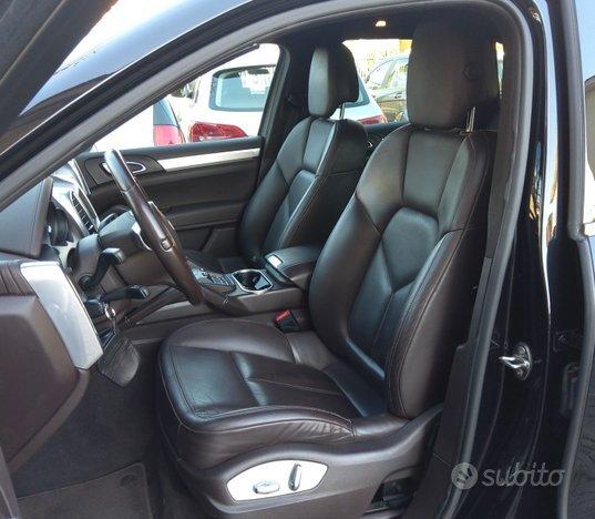 PORSCHE Cayenne S 4.8 V8, Tagliandi ufficiali