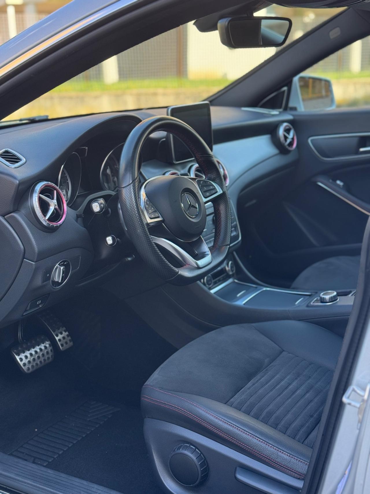 Mercedes-benz CLA 200 CLA 200 d Automatic Premium
