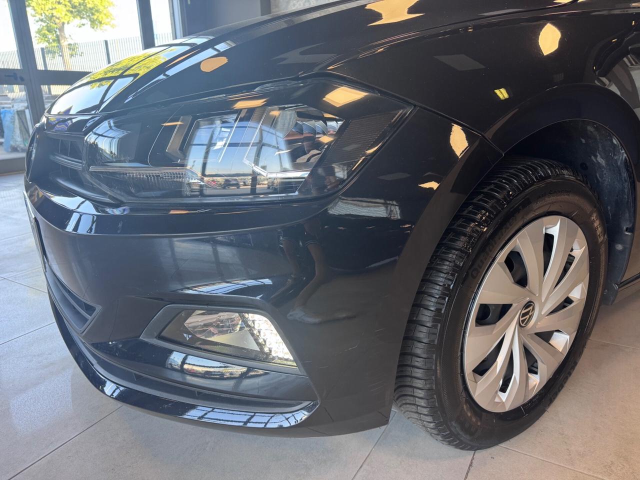 VOLKSWAGEN POLO 1.0 BENZINA COMFORTLINE 5 PORTE