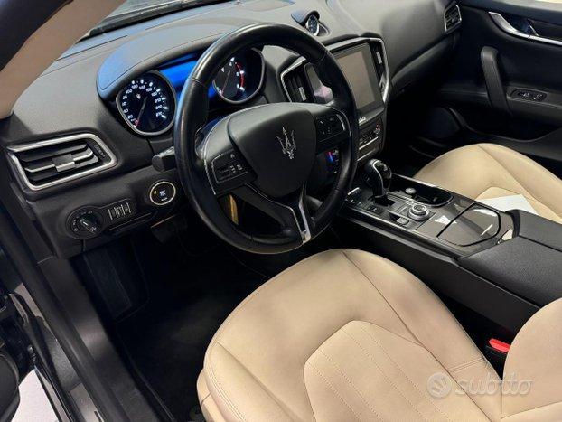 MASERATI Ghibli V6 Diesel 275 CV