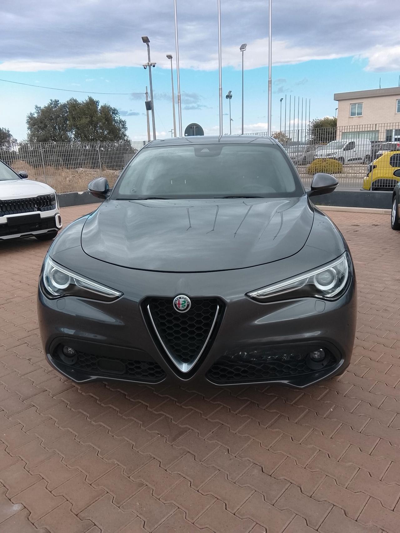 Alfa Romeo Stelvio 2.2 Turbodiesel 210 CV AT8 Q4 Executive