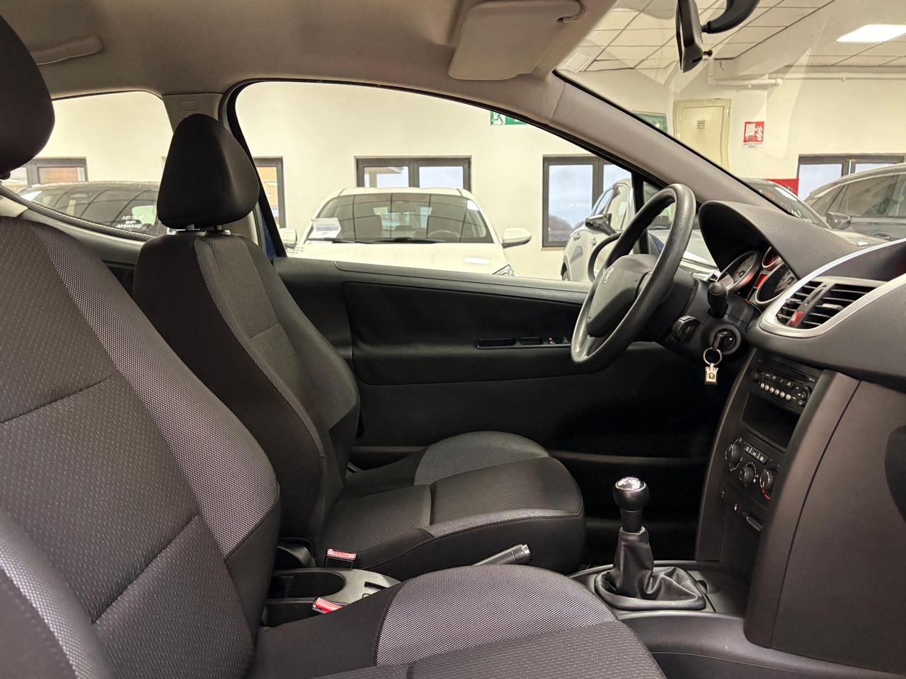 Peugeot 207 3p 1.4 8v X-Line eco-Gpl