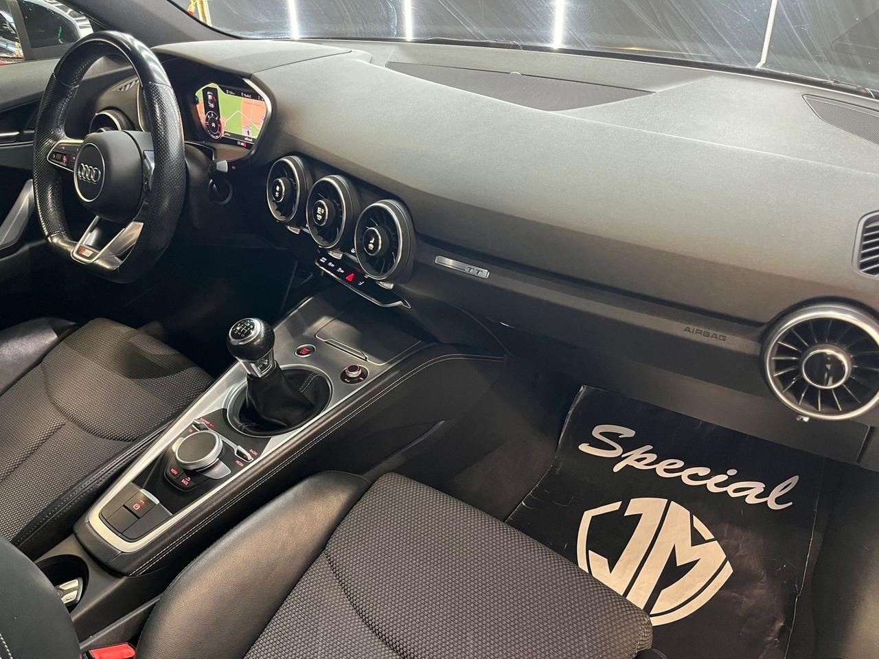 Audi TT Coupé 2.0 TDI ultra ALLESTIMENTO TTS