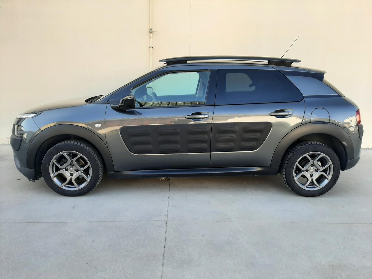 Citroen C4 Cactus 1.6 BlueHDi 100cv Shine